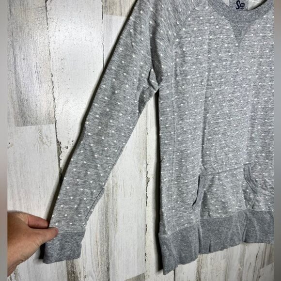 SO Women's Long Sleeve Polka Dot Sweater Gray White Size Medium - Picture 3 of 11